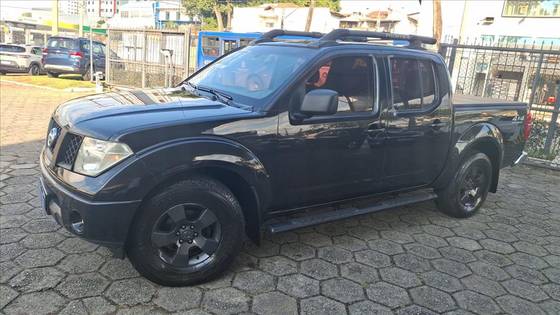 NISSAN FRONTIER 2.5 LE 4X4 CD TURBO ELETRONIC DIESEL 4P AUTOMÁTICO NISSAN FRONTIER 2.5 LE 4X4 CD TURBO ELETRONIC DIESEL 4P AUTOMÁTICO